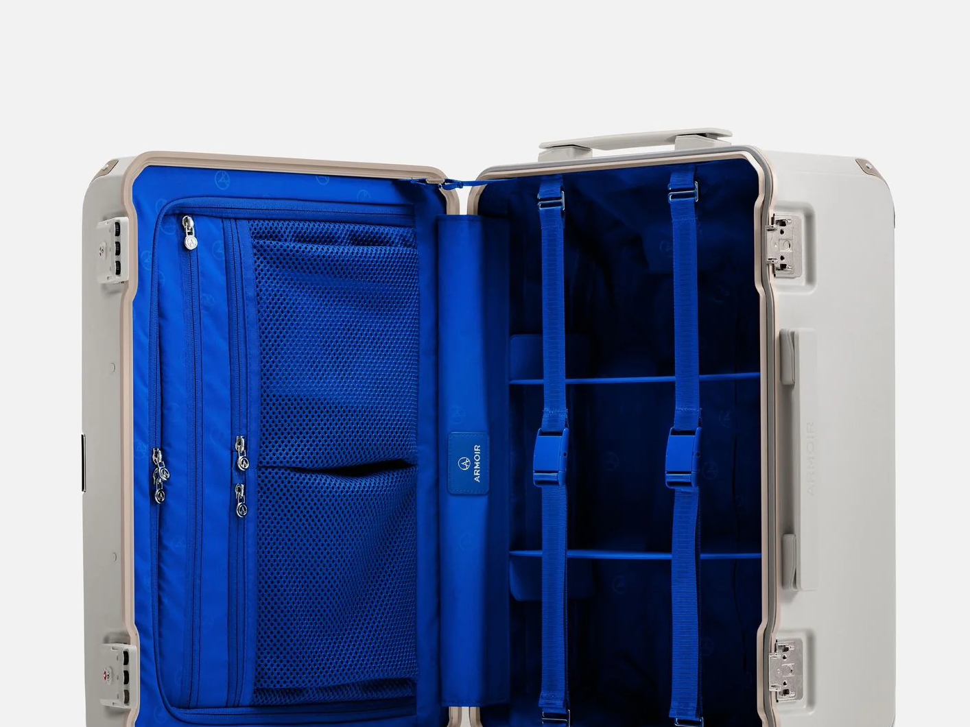 Thumbnail of Armoir   Organized   Travel